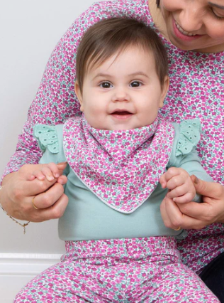 Sweet Ditsy Bib