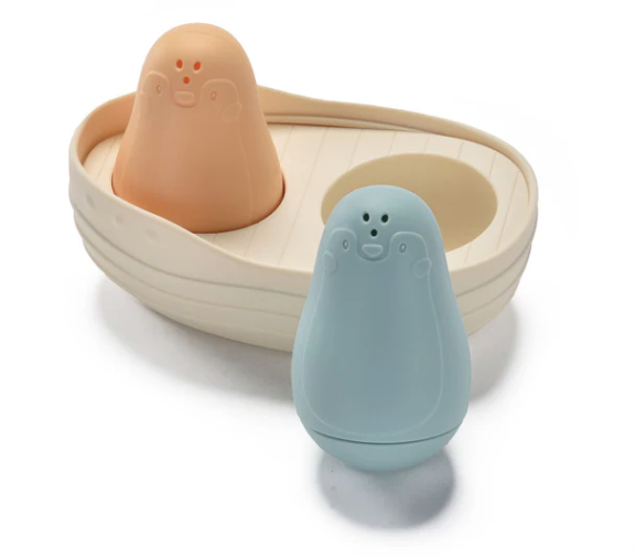 Penguin Bath Boat