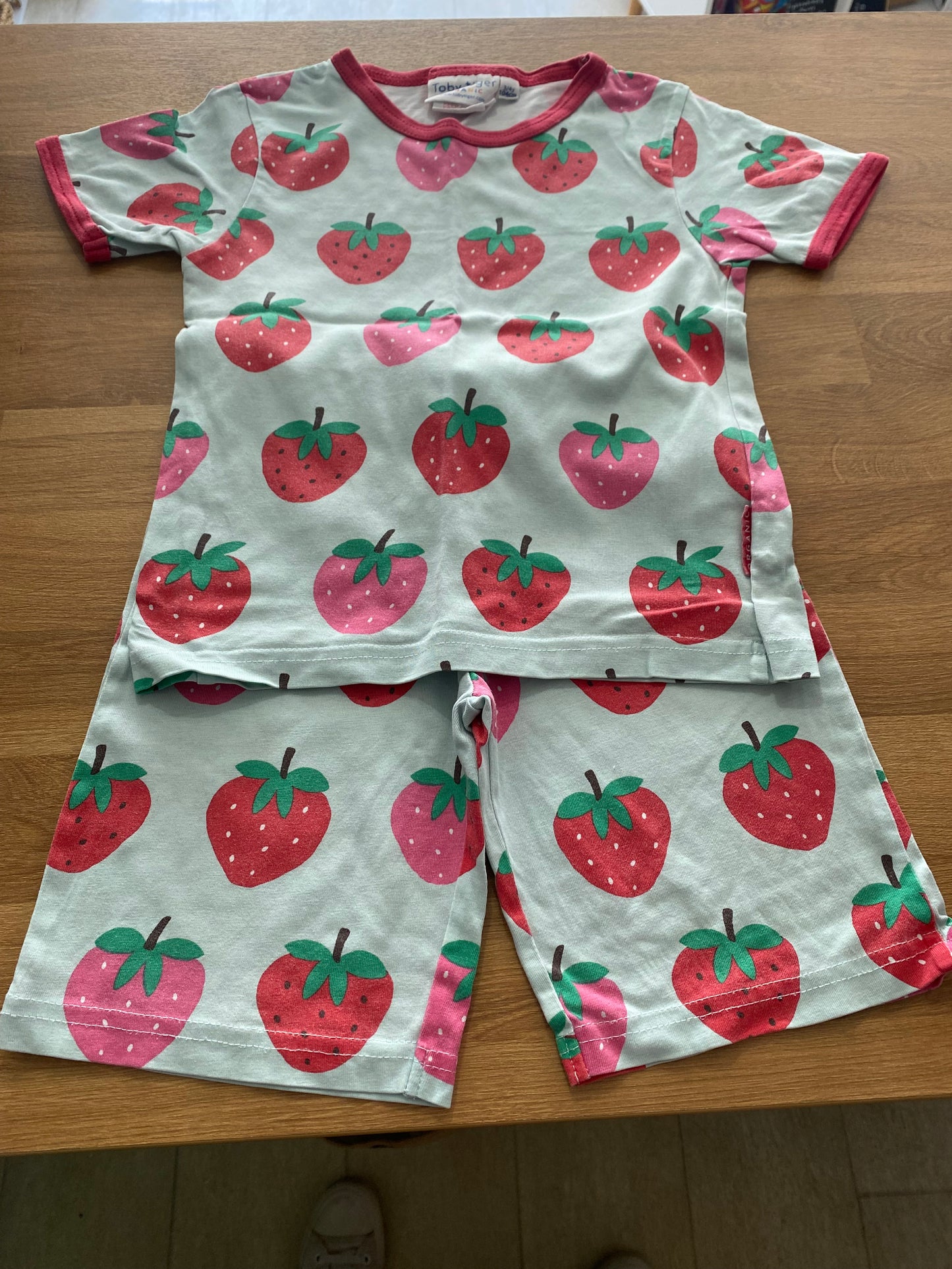 Toby Tiger Shortie Pyjamas 3-4 years