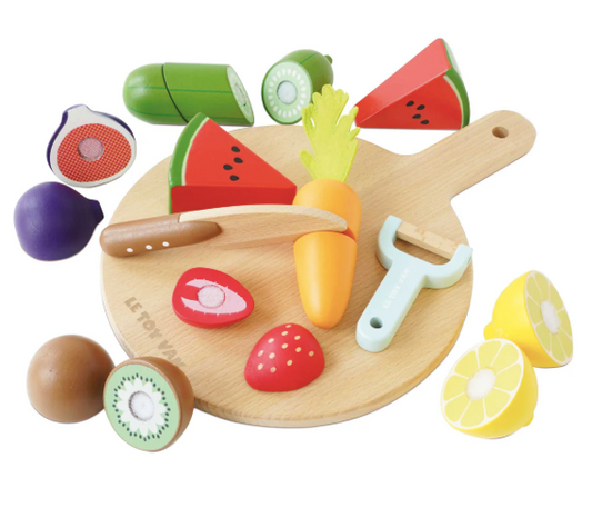 Wooden Chopping Board and Sliceable Play Food