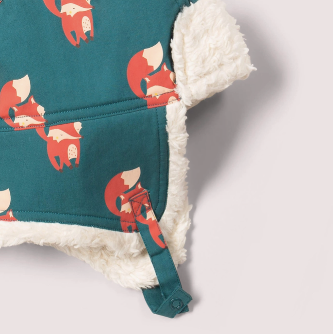 Red Foxes Sherpa Hat
