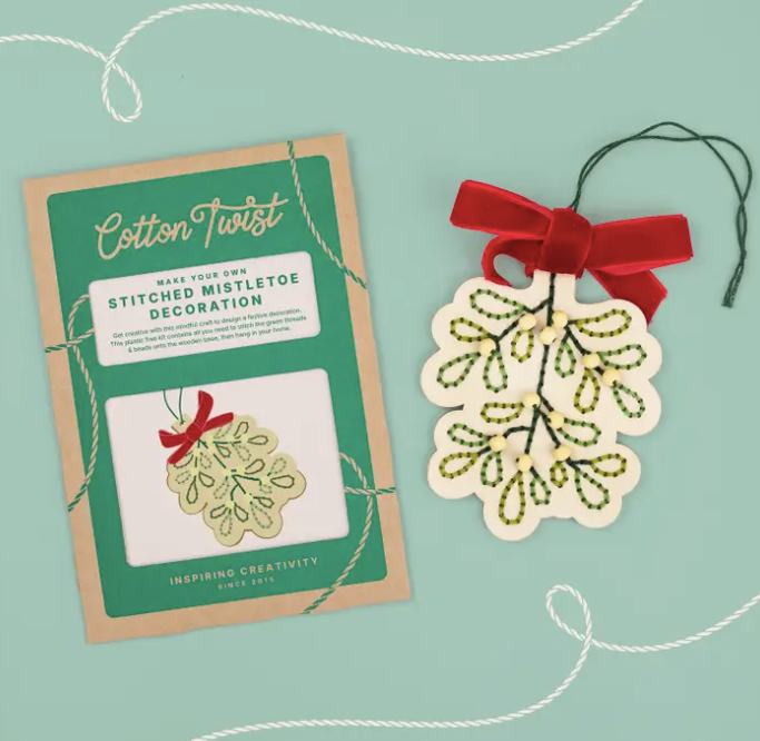 Make Your Own Stitched Mistletoe Decoration