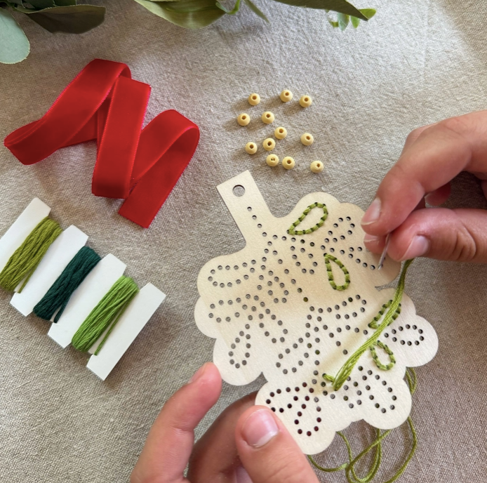 Make Your Own Stitched Mistletoe Decoration